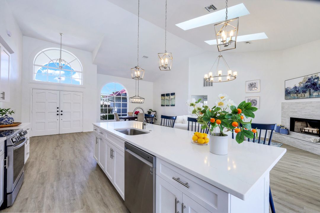 5005 SW 25th Pl, Cape Coral, FL 33914