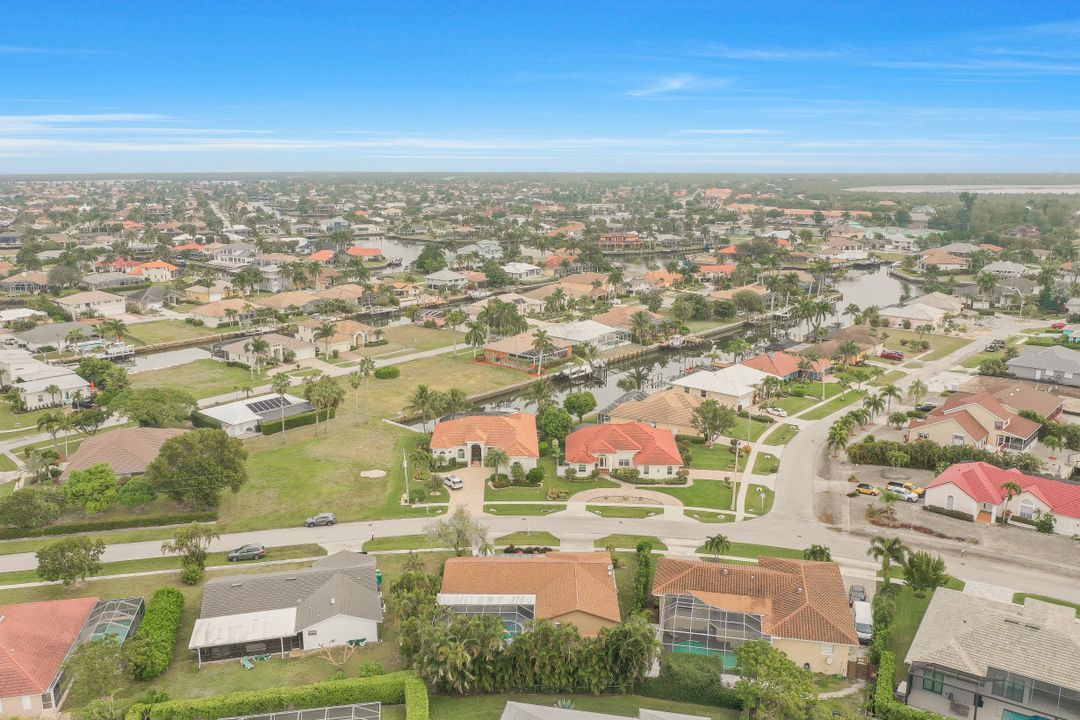 318 Sand Hill St, Marco Island, FL 34145