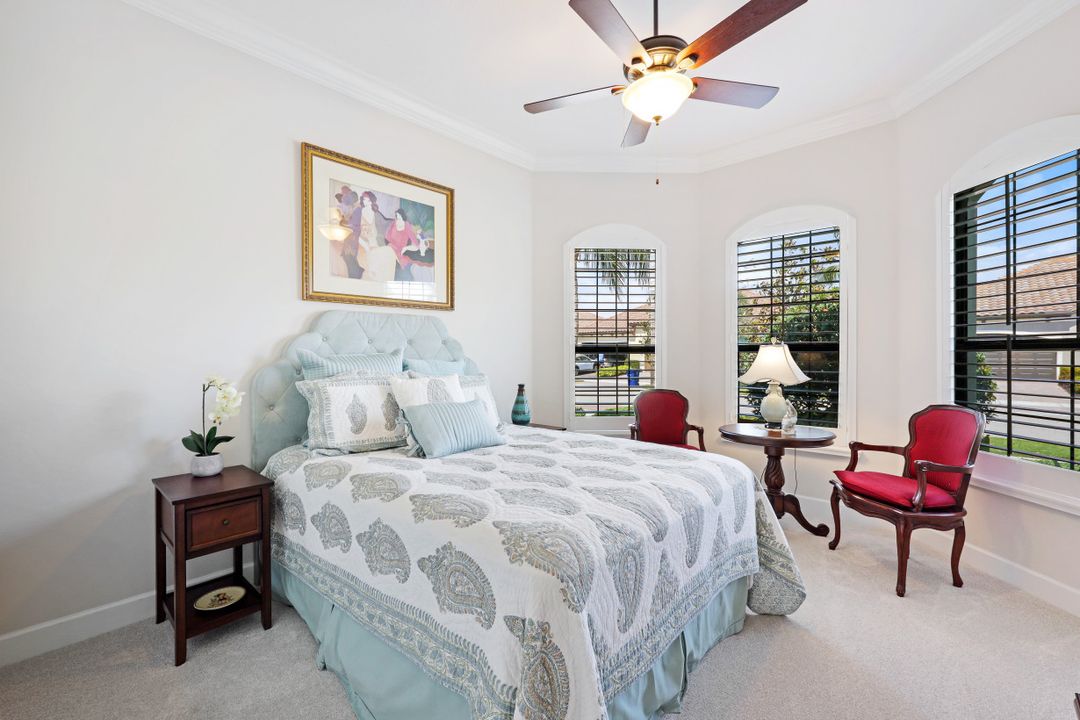 9129 Isla Bella Cir, Bonita Springs, FL 34135
