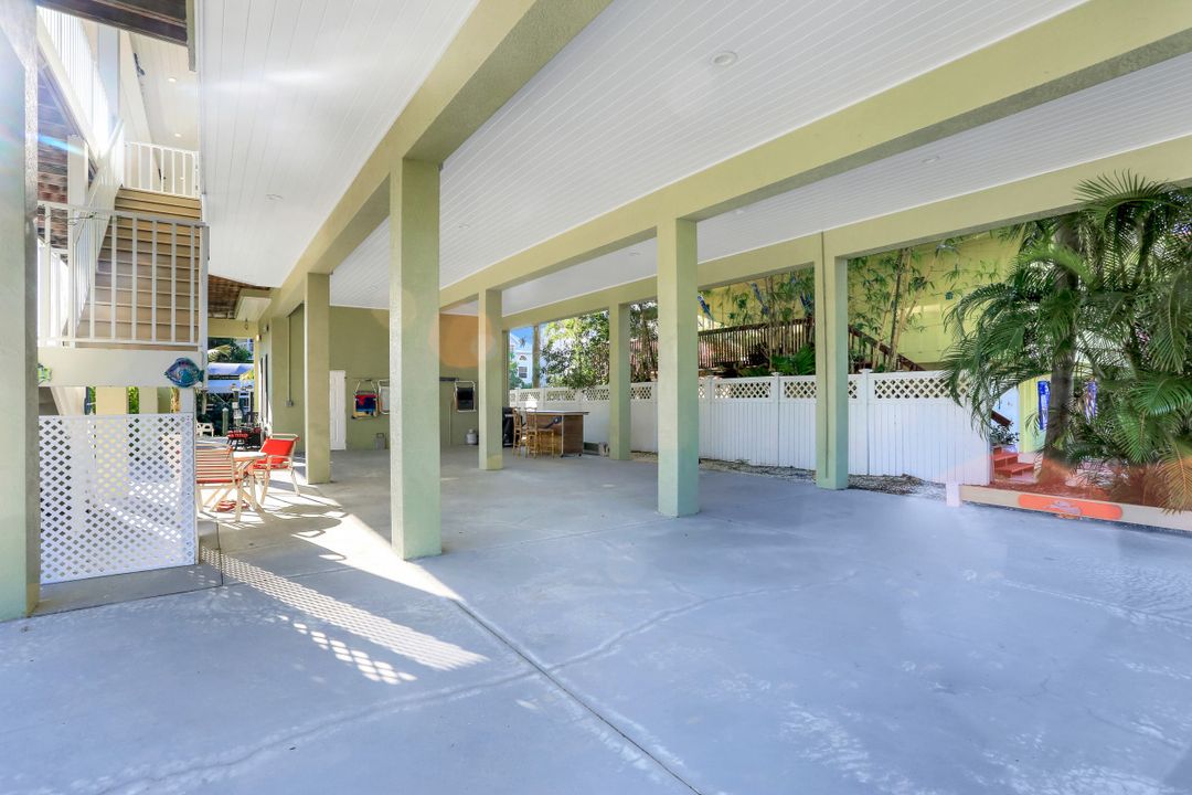 27892 Forester Dr, Bonita Springs, FL 34134