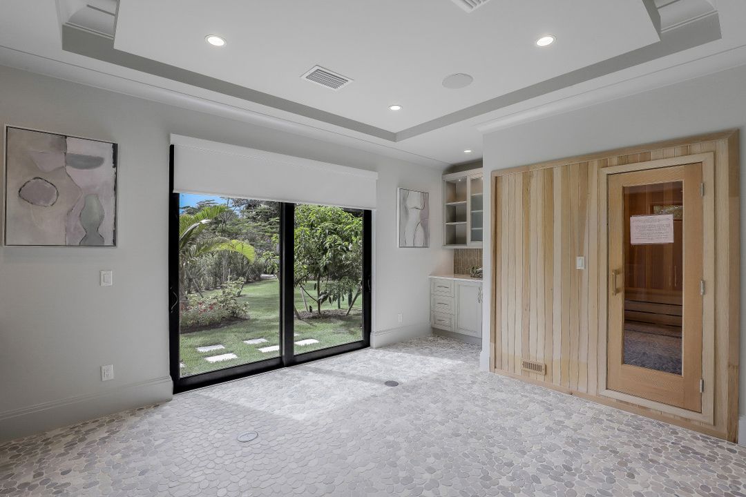 5937 Sunnyslope Dr, Naples, FL 34119