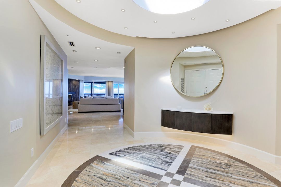 9811 Gulf Shore Dr, Naples, FL 34108