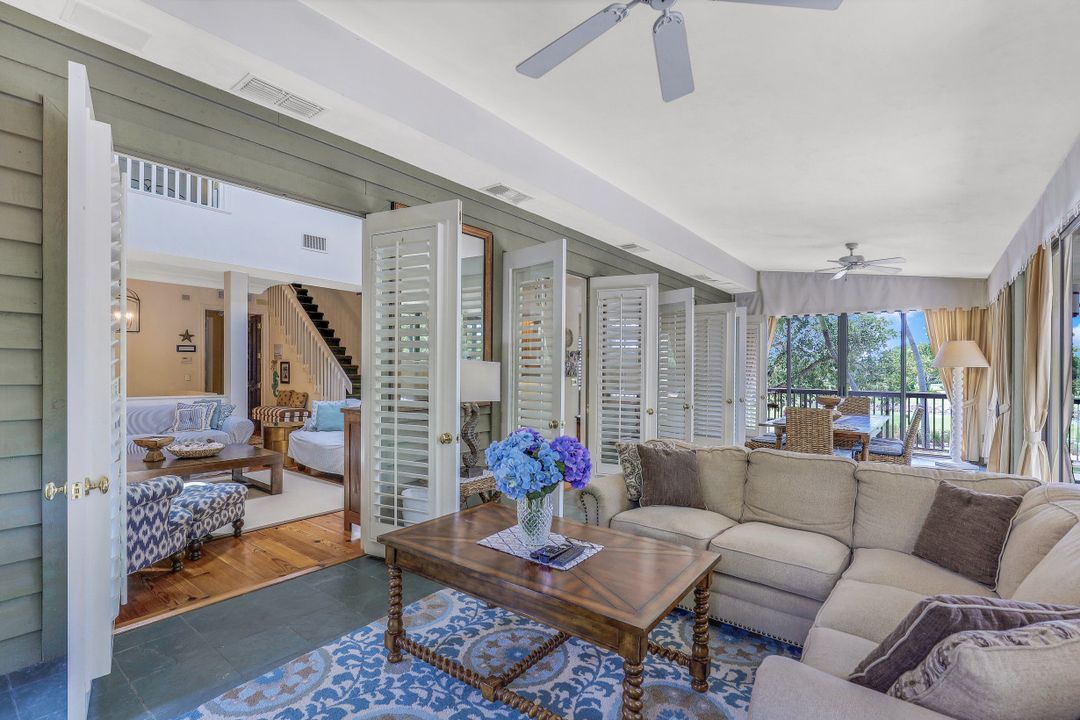 376 Leatherfern Ln, Marco Island, FL 34145