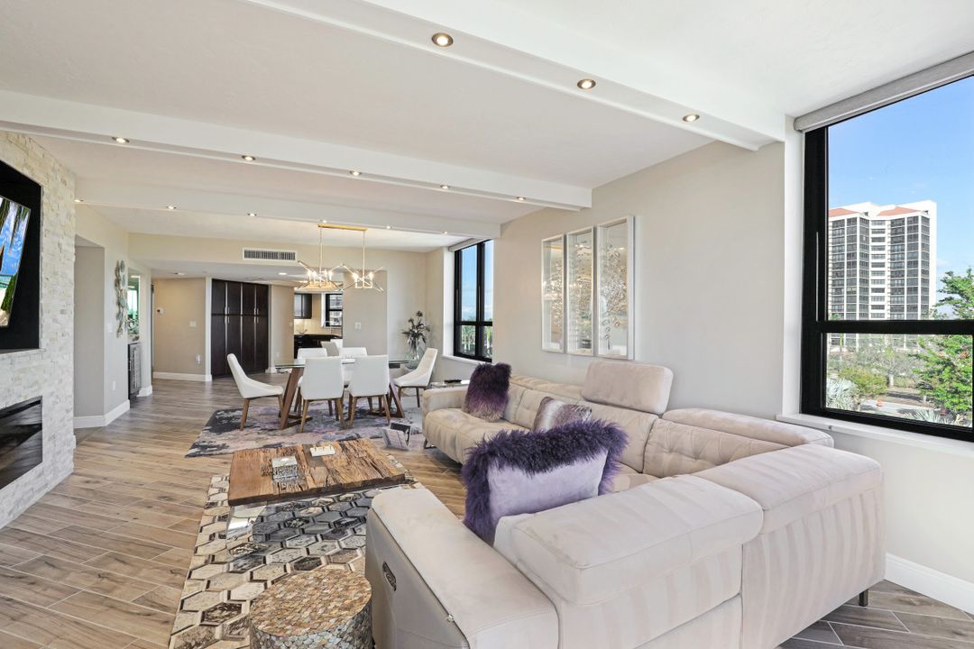 6001 Pelican Bay Blvd #305, Naples, FL 34108