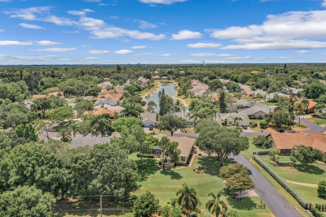 6705 Highland Pines Cir, Fort Myers, FL 33966