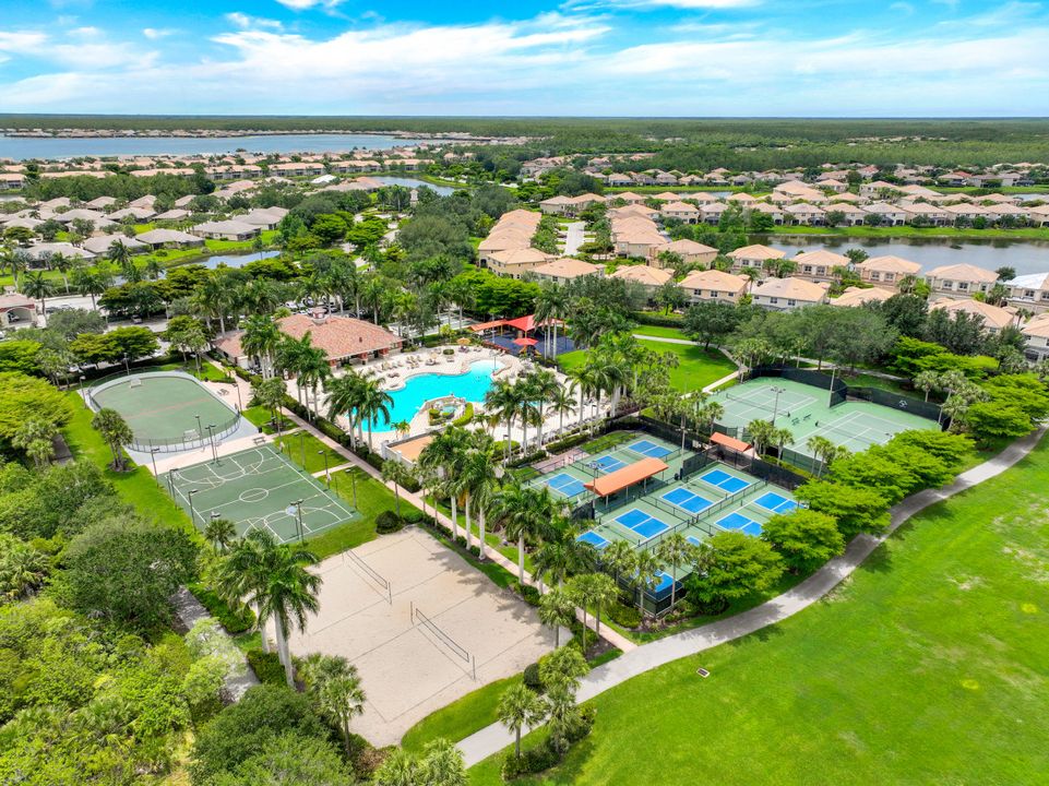 13826 Cleto Dr, Estero, FL 33928
