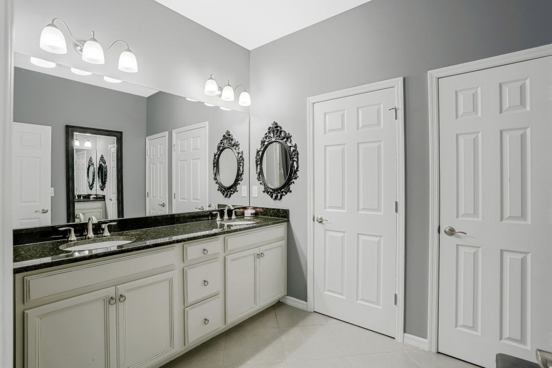 10838 Alvara Point Dr, Bonita Springs, FL 34135