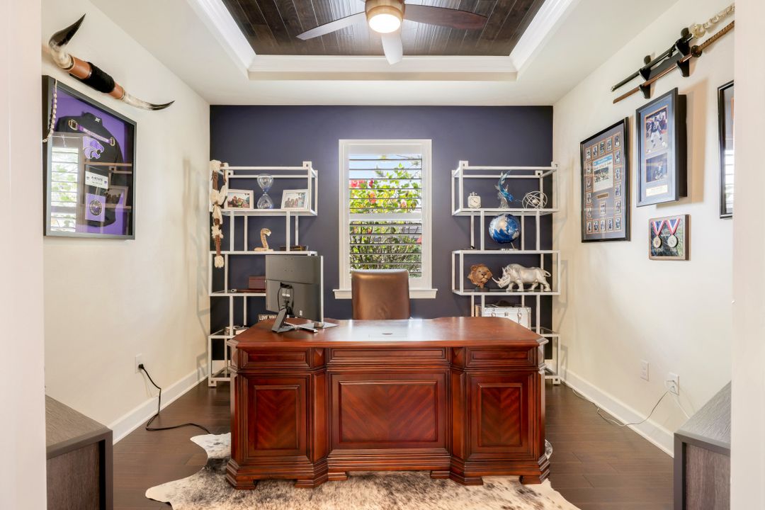 8984 Horned Lark Dr, Naples, FL 34120