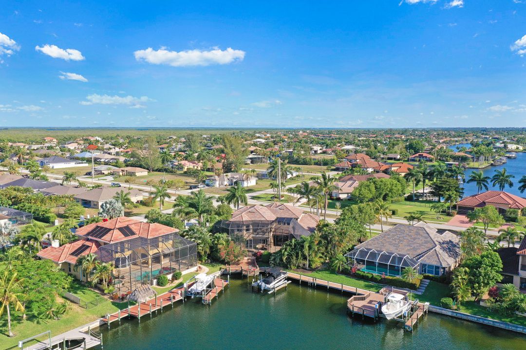 2604 Cape Coral Pkwy W, Cape Coral, FL 33914