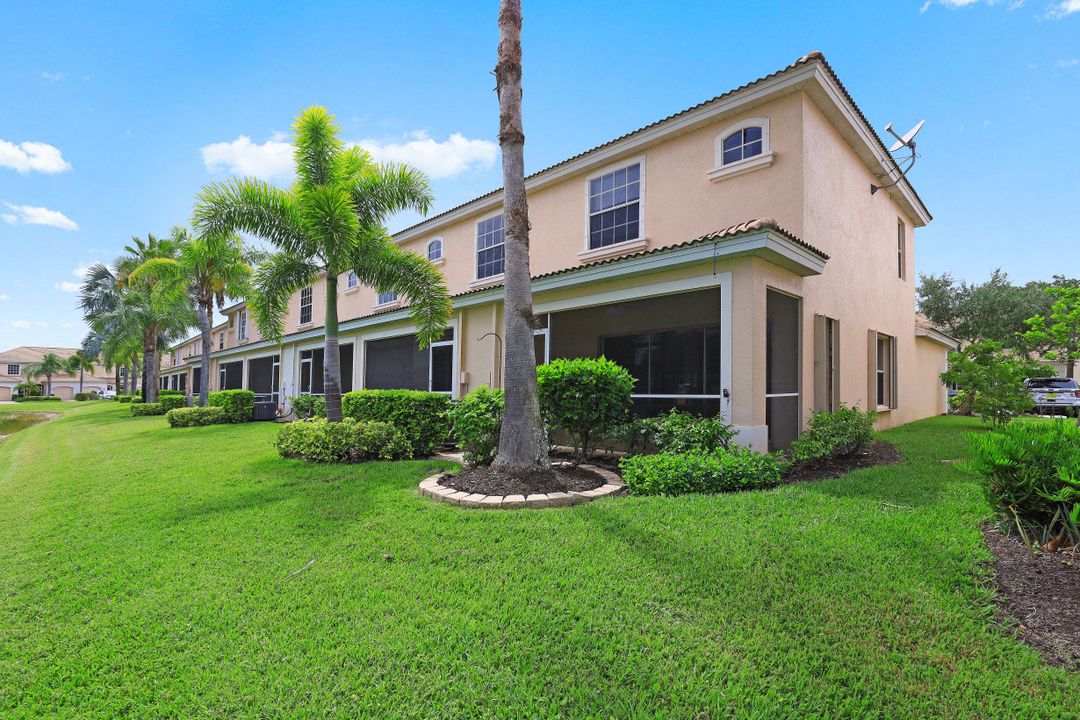 1380 Weeping Willow Ct, Cape Coral, FL 33909