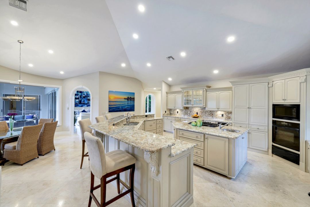 3351 Oak Hammock Ct, Bonita Springs, FL 34134