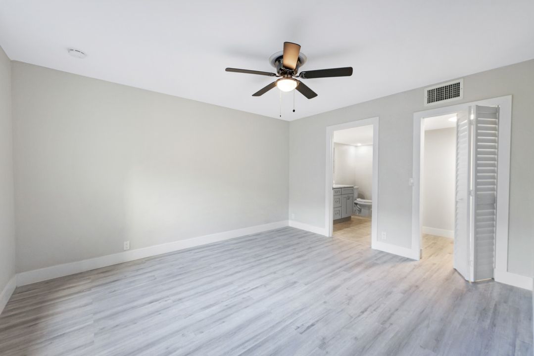 7797 Esmeralda Way #K-102, Naples, FL 34109