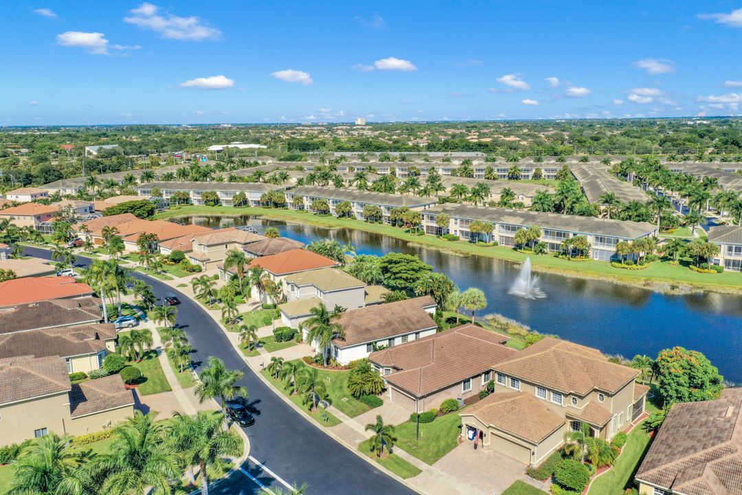 9290 Paseo De Valencia St, Fort Myers, FL 33908