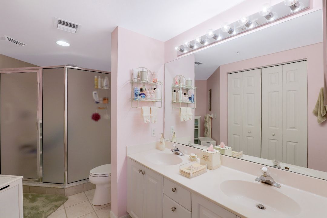 5015 Cedar Springs Dr #104, Naples, FL 34110