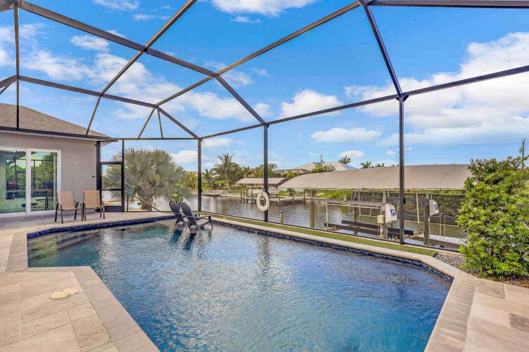 602 NW 32nd Pl, Cape Coral, FL 33993