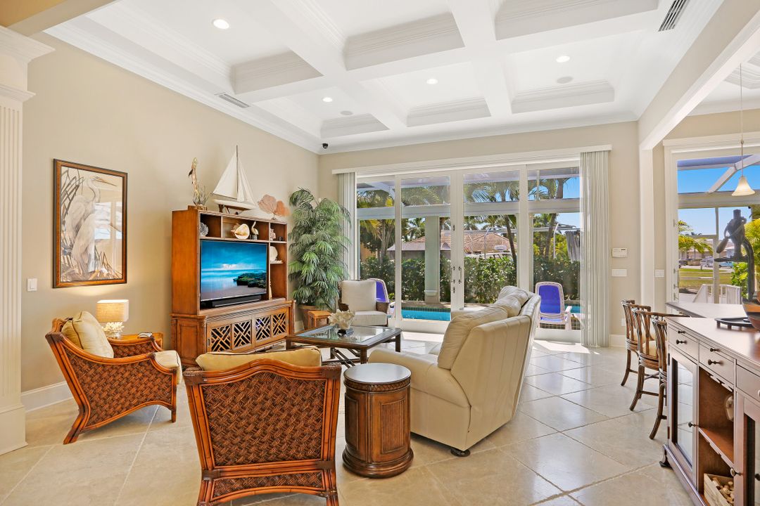 1160 Marlin Ct, Marco Island, FL 34145