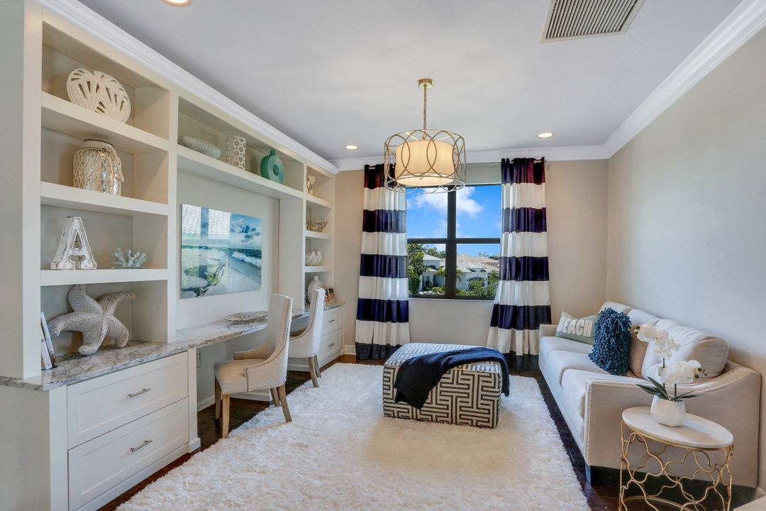 4600 Azalea Dr, Naples, FL 34119