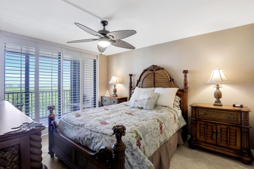 17 Bluebill Ave #602, Naples, FL 34108