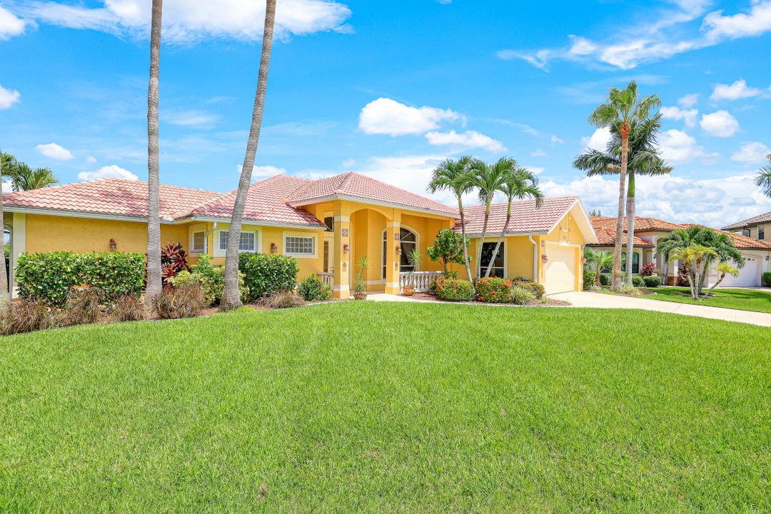 4102 SW 27th Ave, Cape Coral, FL 33914