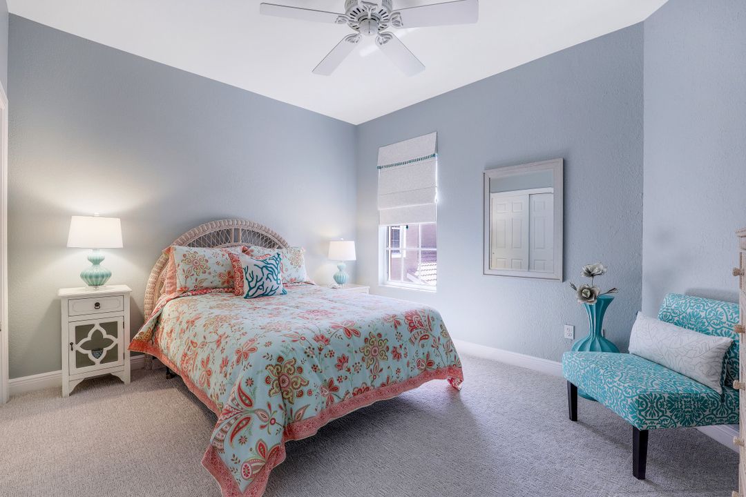 4810 Shinnecock Hills Ct, Naples, FL 34112