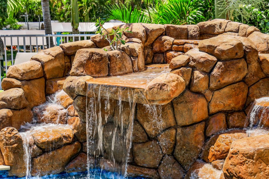 15170 Intracoastal Ct, Fort Myers, FL 33908