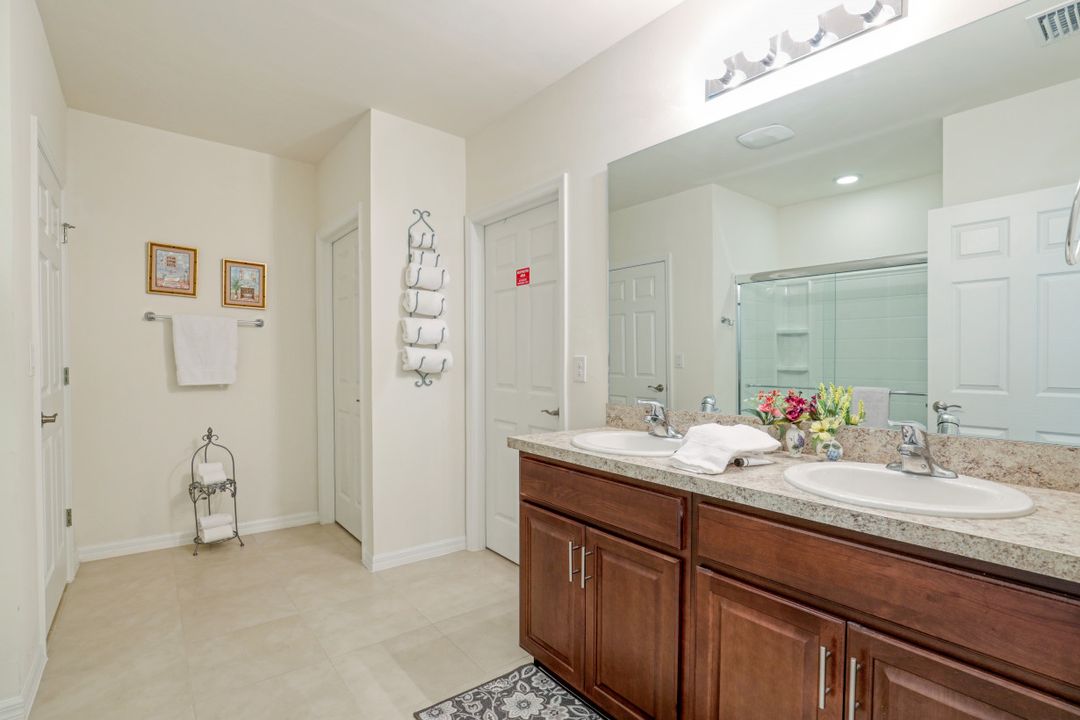 4831 SW 18th Ave, Cape Coral, FL 33914