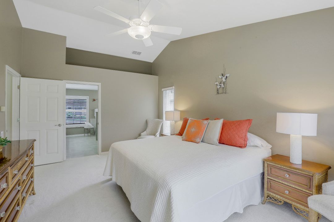 13250 Bridgeford Ave, Bonita Springs, FL 34135