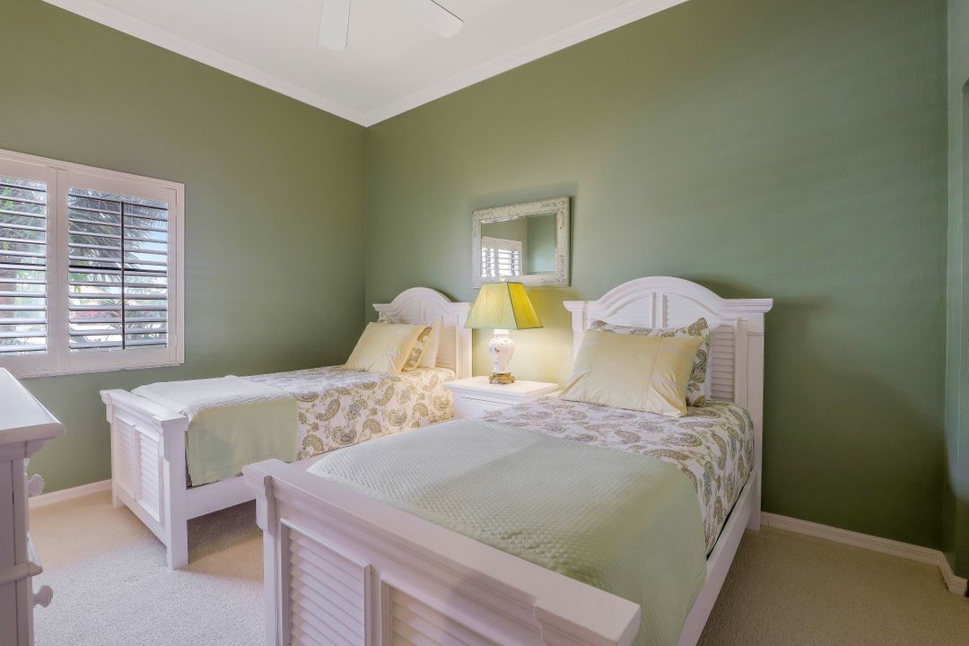 6525 Valen Way #202, Naples, FL 34108