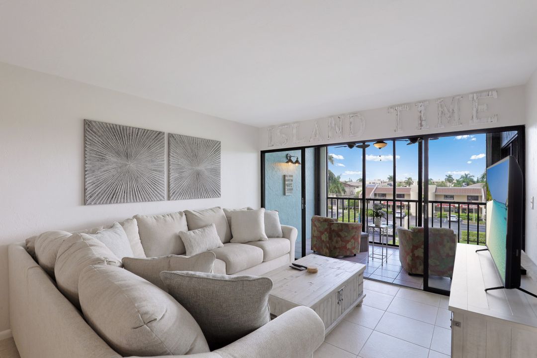 1012 Anglers Cove #404, Marco Island, FL 34145