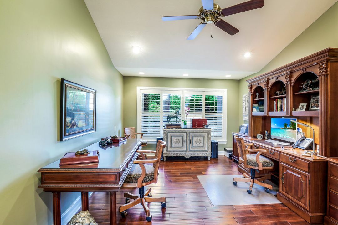 4224 Snowberry Ln, Naples, FL 34119