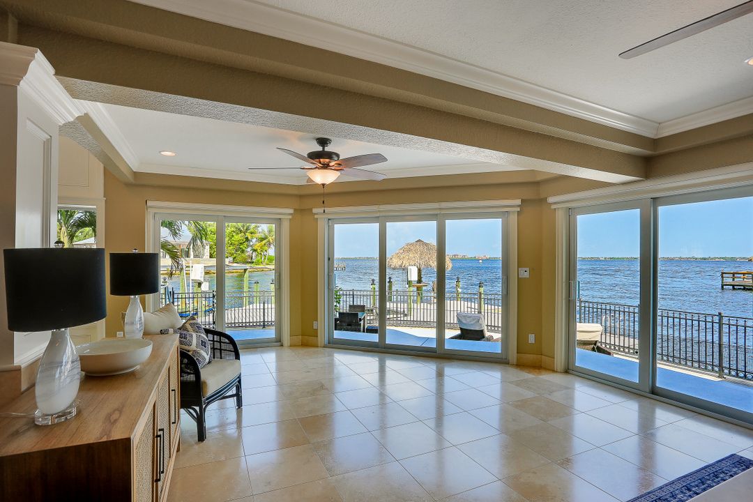 101 SW 58th St, Cape Coral, FL 33914