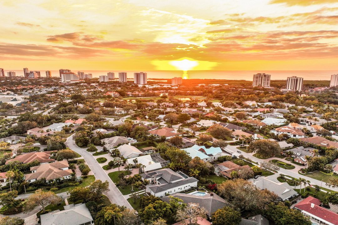 817 Buttonbush Ln, Naples, FL 34108