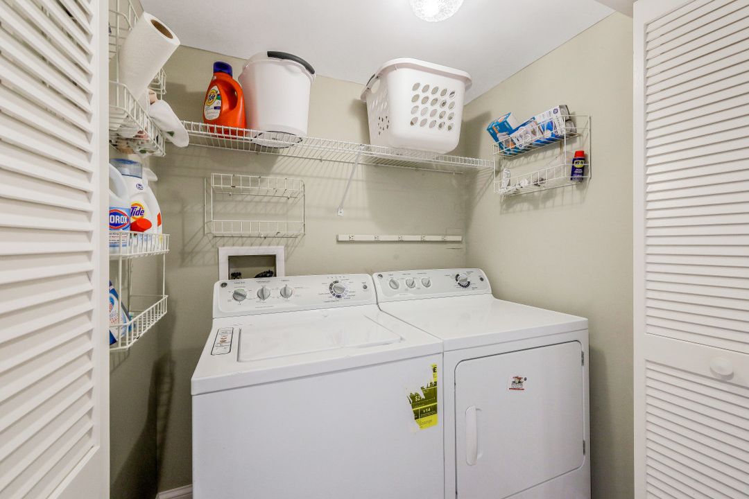 6585 Nicholas Blvd #1705, Naples, FL 34108