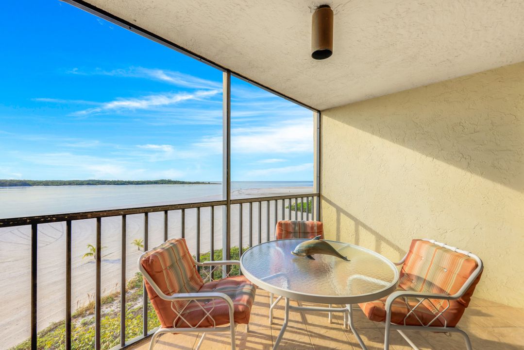 8402 Estero Blvd #302, Fort Myers Beach, FL 33931