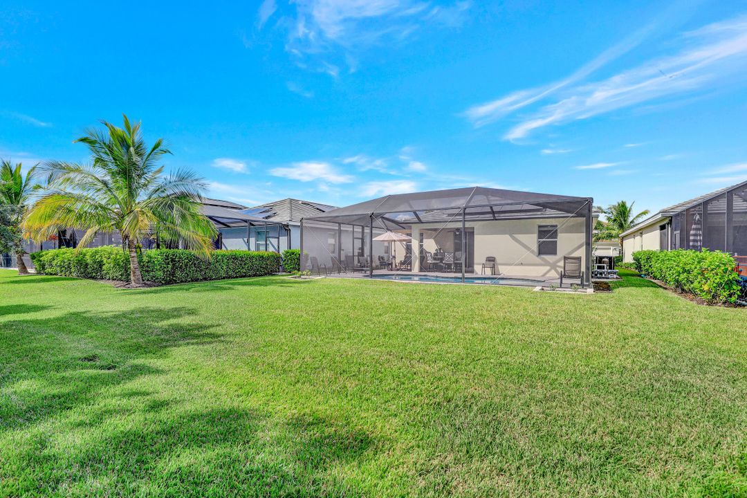 9577 Mirada Blvd, Fort Myers, FL 33908