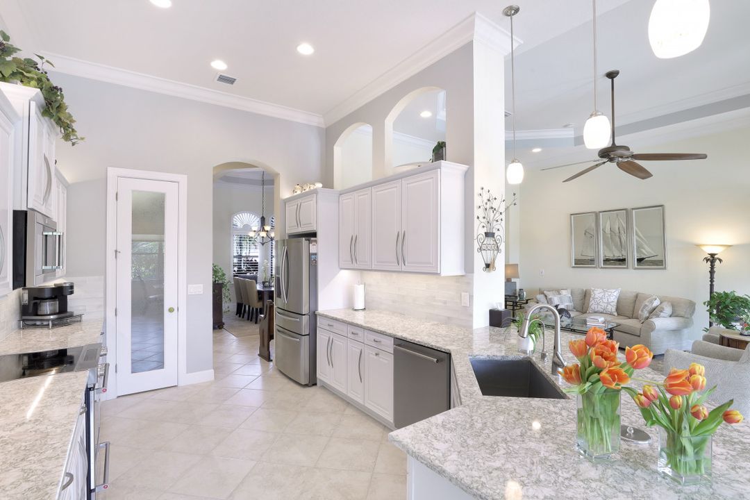 9416 Copper Rock Ct, Naples, FL 34120