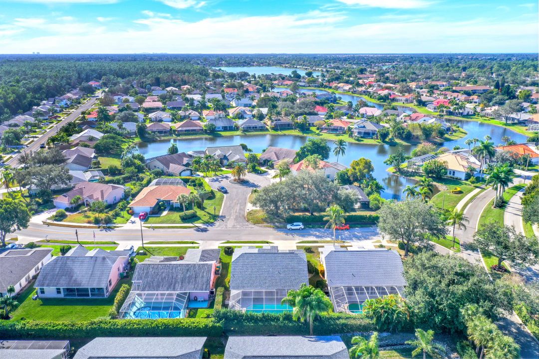 1812 Piccadilly Circus, Naples, FL 34112