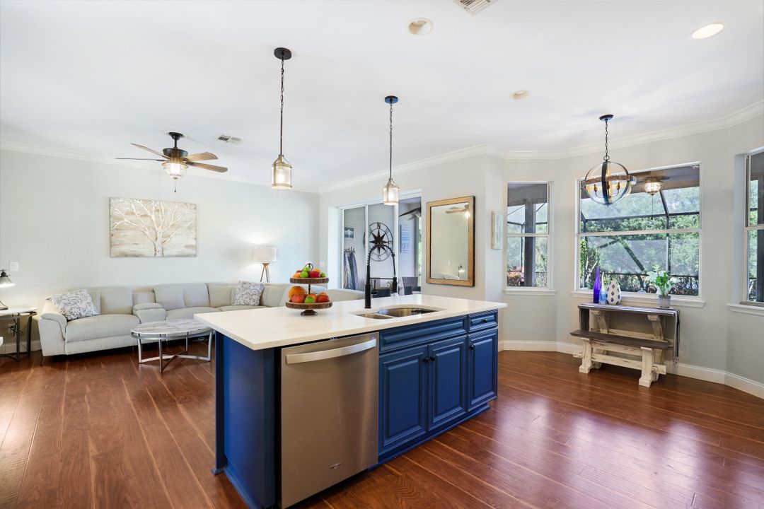 25251 Bay Cedar Dr, Bonita Springs, FL 34134