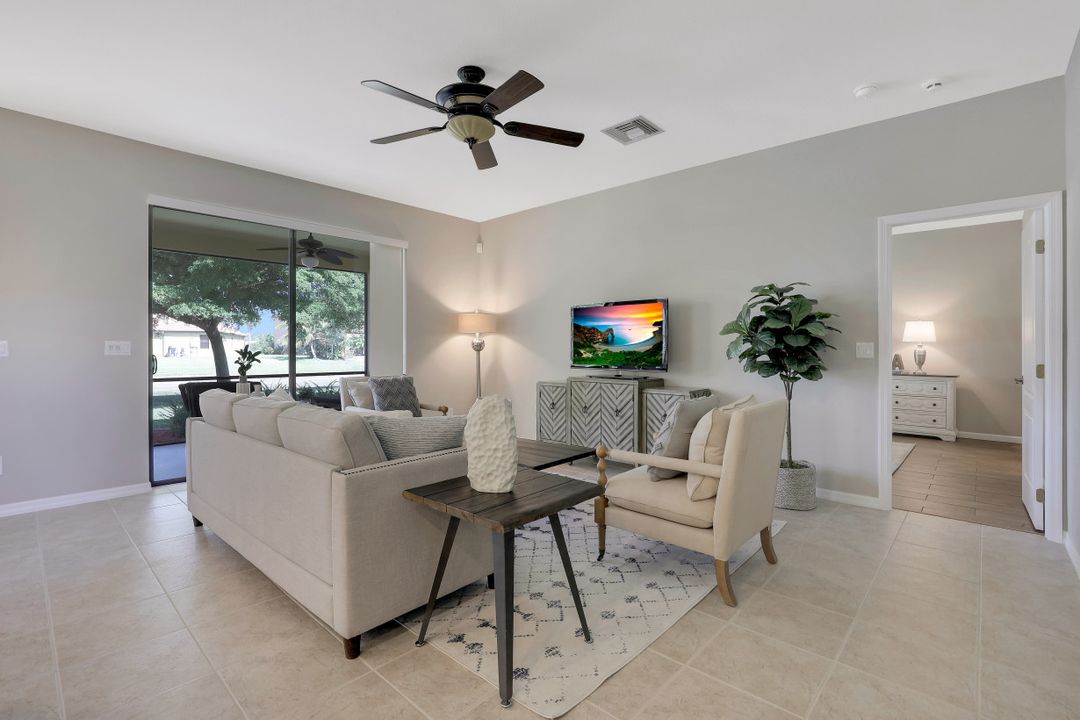 12494 Country Day Cir, Fort Myers, FL 33913