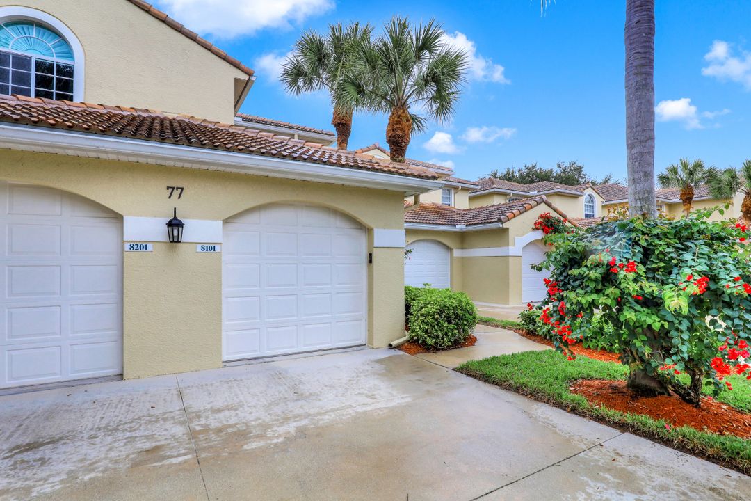 77 Silver Oaks Cir #8101, Naples, FL 34119