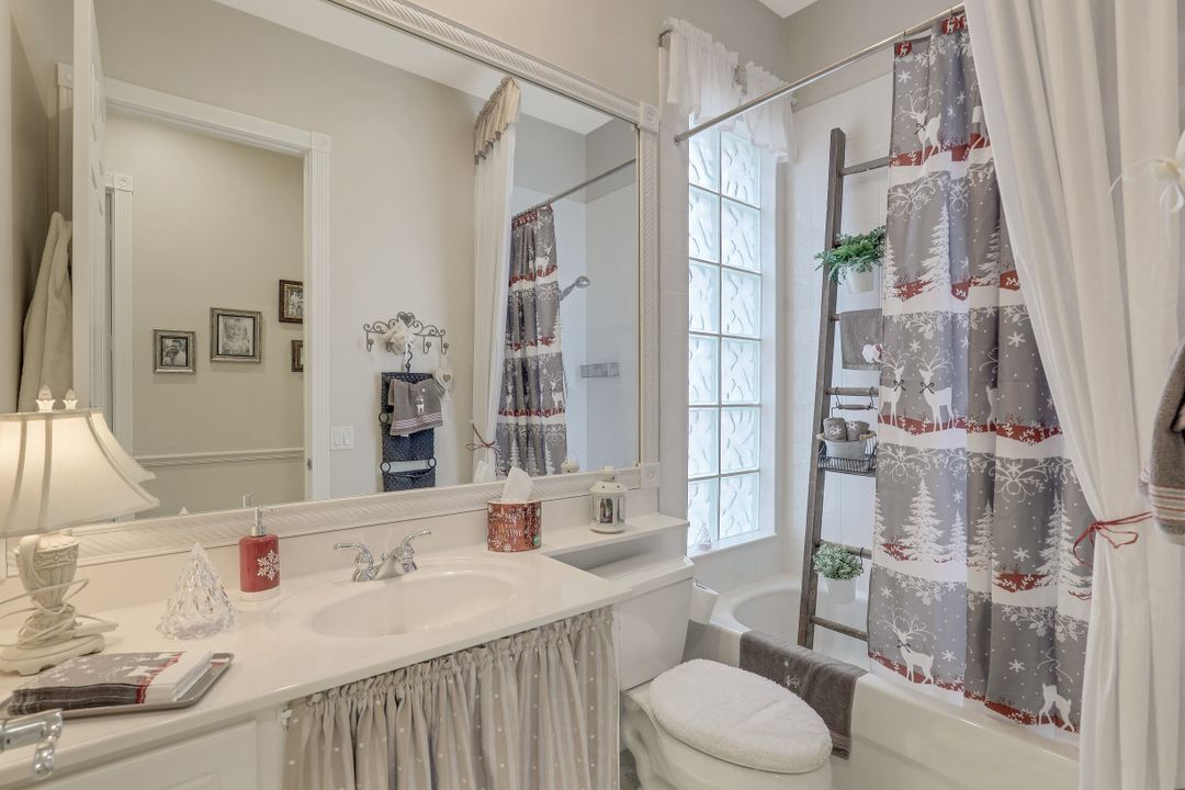 28168 Herring Way, Bonita Springs, FL 34135
