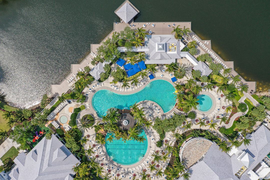 3053 Aviamar Cir #203, Naples, FL 34114