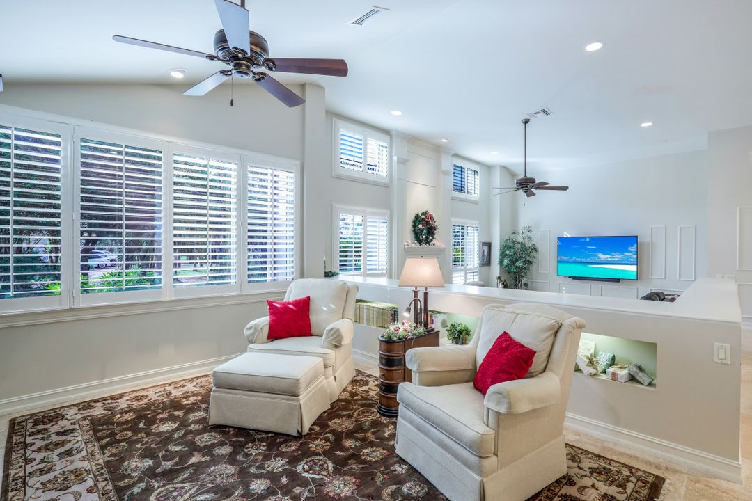 4224 Snowberry Ln, Naples, FL 34119