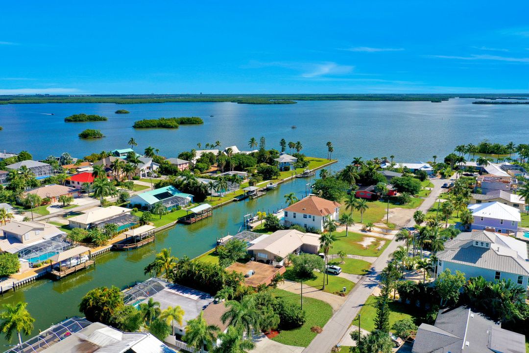 235 Ibis St, Fort Myers Beach, FL 33931