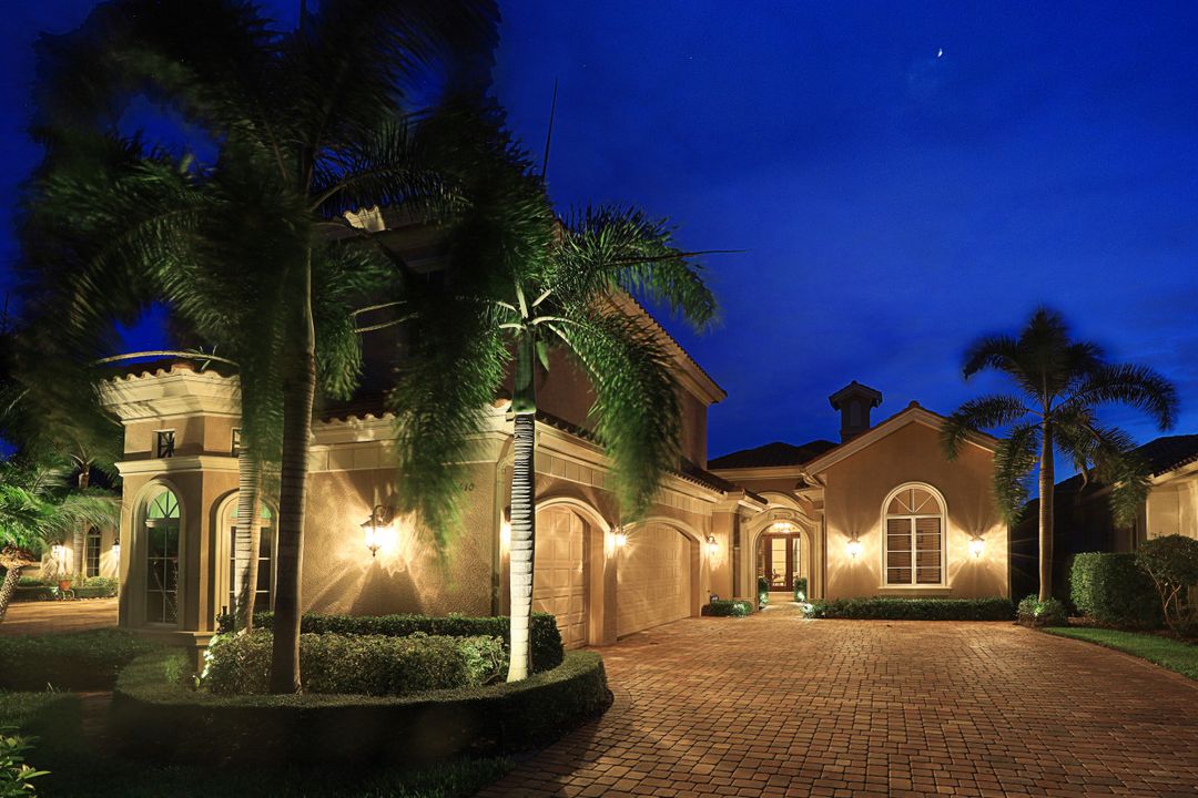 10610 Via Milano Dr, Miromar Lakes, FL 33913