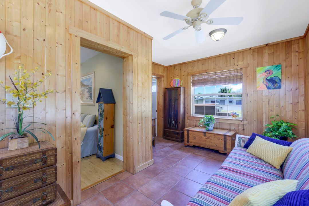 2471 Oleander St, Saint James City, FL 33956