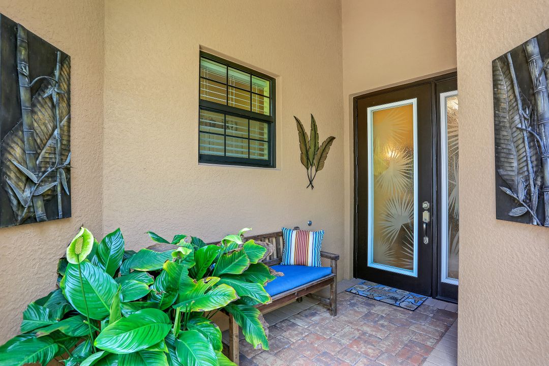 3578 Beaufort Ct, Naples, FL 34119