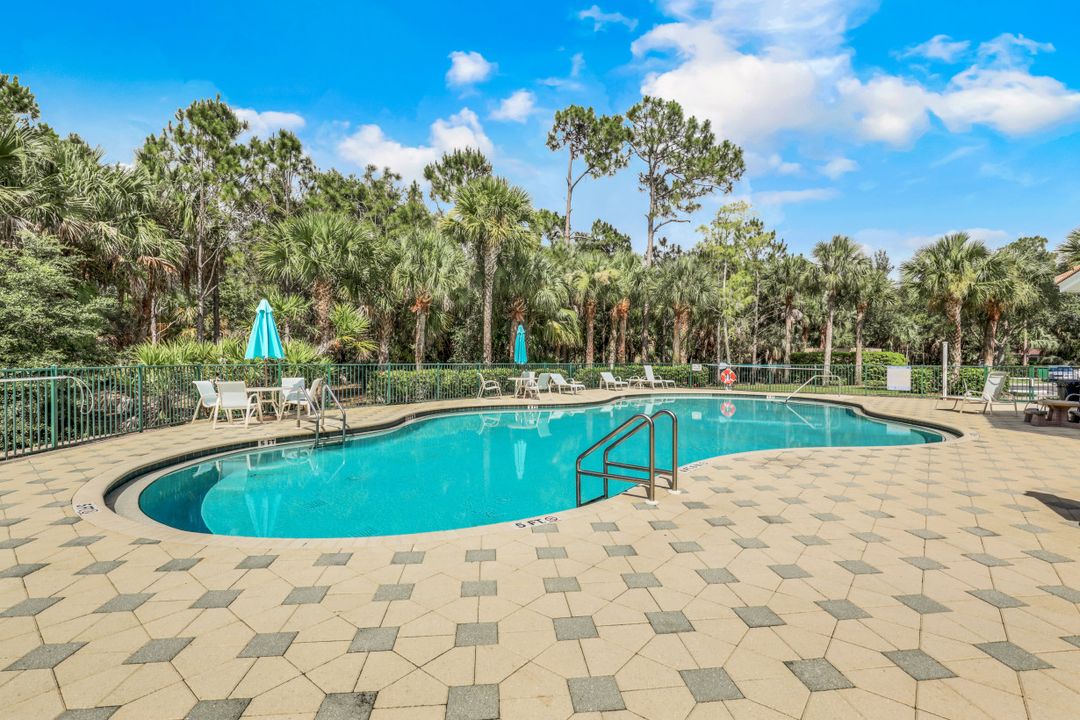 3738 Recreation Ln, Naples, FL 34116