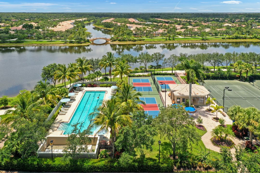 28736 Xenon Way, Bonita Springs, FL 34135