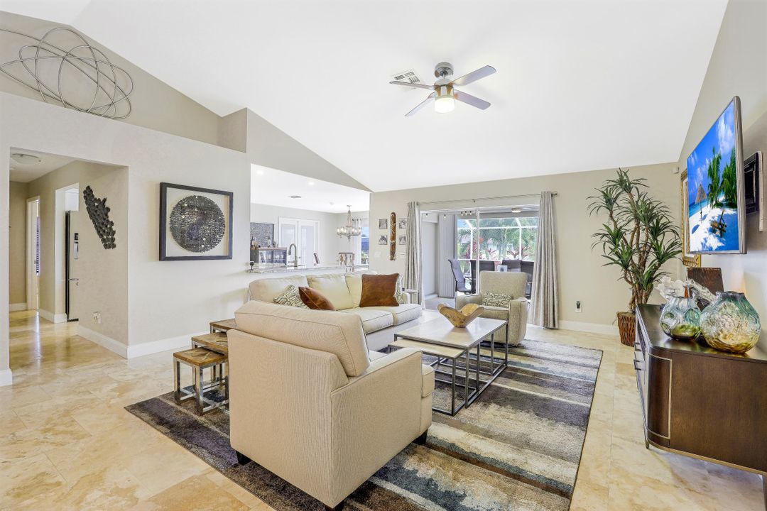 1026 SE 30th St, Cape Coral, FL 33904